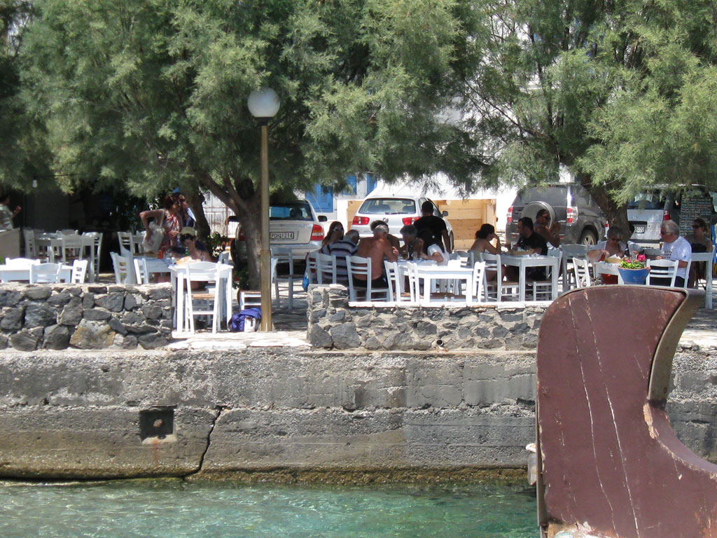 Besuch traditioneller Tavernen überall auf der Insel Naxos