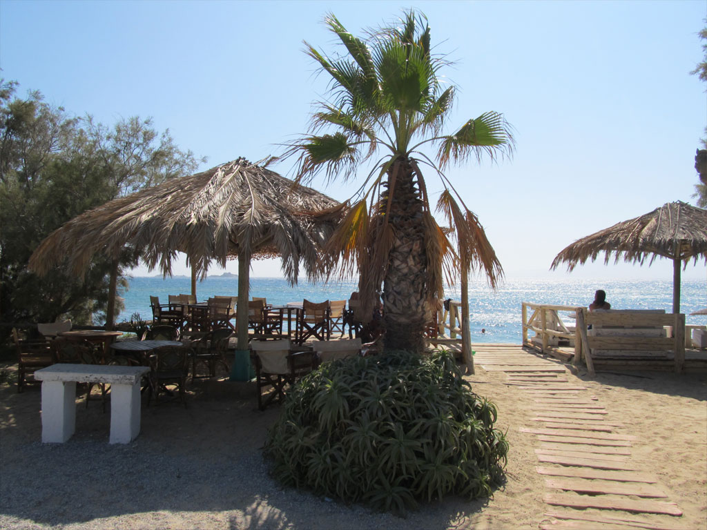 Badeausflüge zu einsamen Buchten auf Naxos