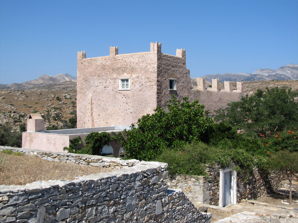 Ausflüge zu den einzigartigen venezianischen Wehrtürmen von Naxos